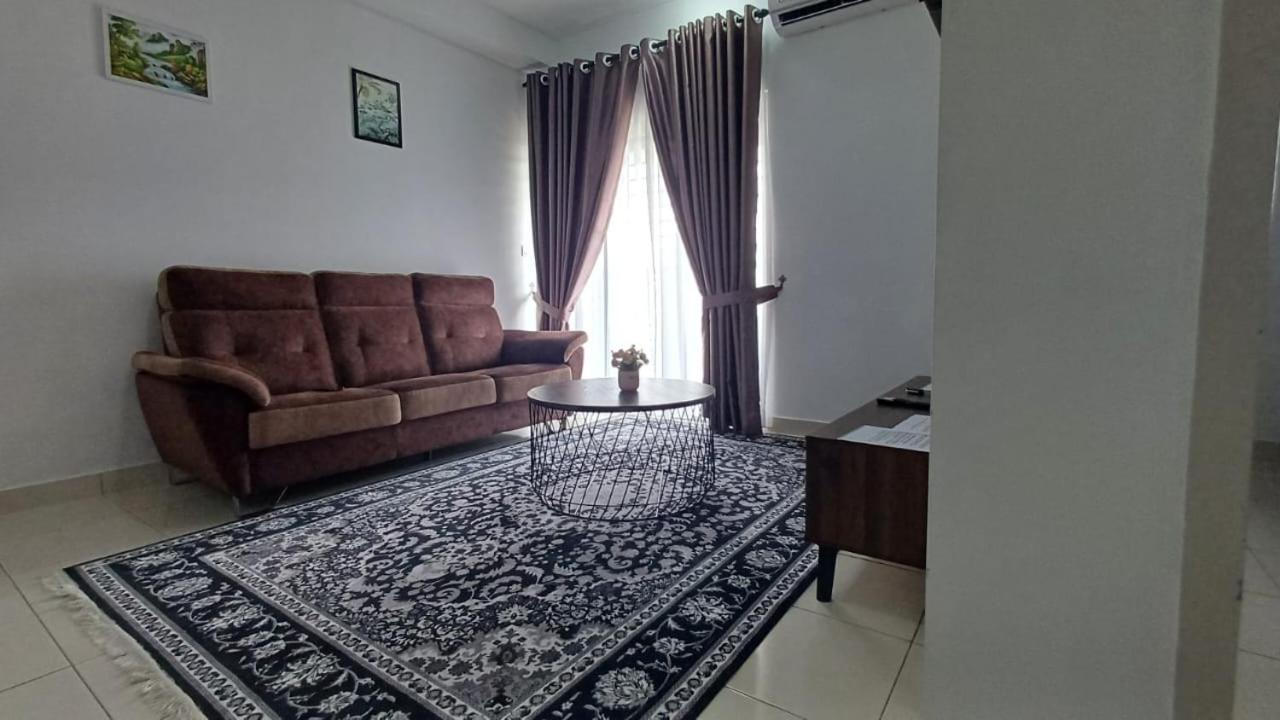 Alanis Suite Klia With Neflix เซปัง ภายนอก รูปภาพ